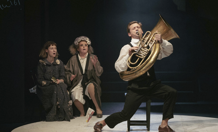 Самоубийца