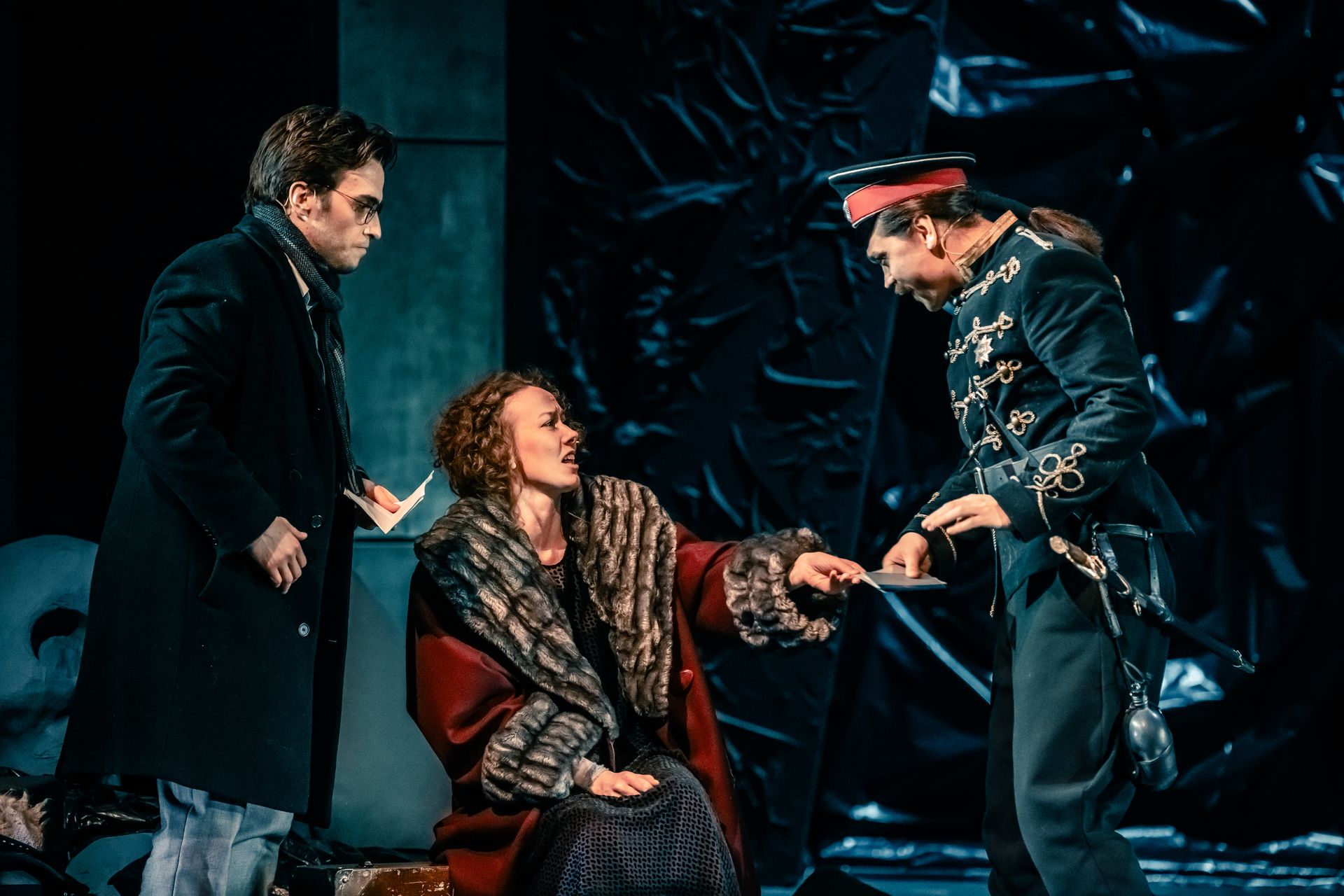 Бег (Тюменский драматический театр)