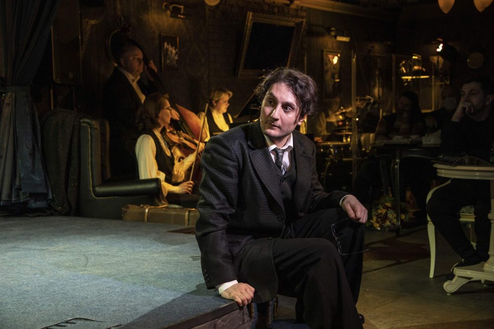 Танго между строк