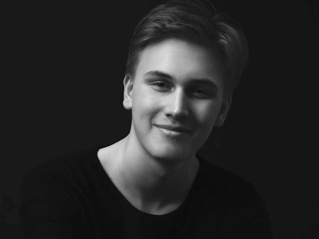 Михаил Коноваленков