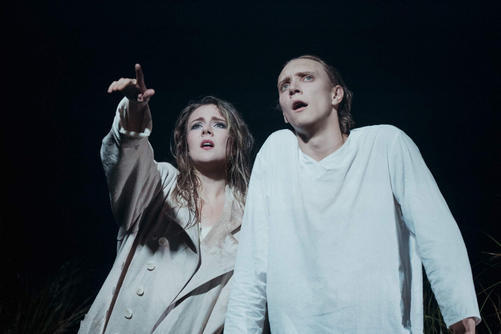 Светит, да не греет