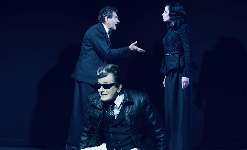 Обратная сторона медали