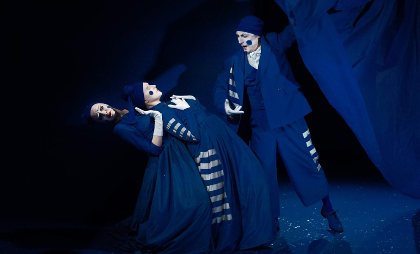 С художника спросится